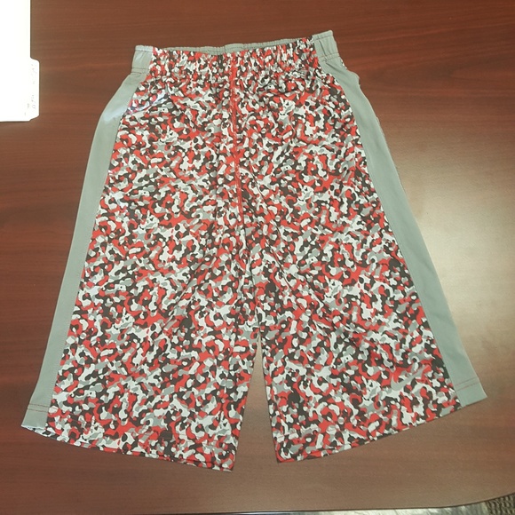 Boys Nike Size Large Outfit - Picture 5 of 7